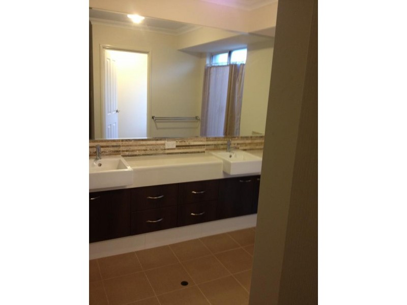 5 Alamo Link, Harrisdale WA 6112