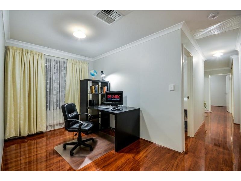 34 Goldfinch Bend, Harrisdale WA 6112