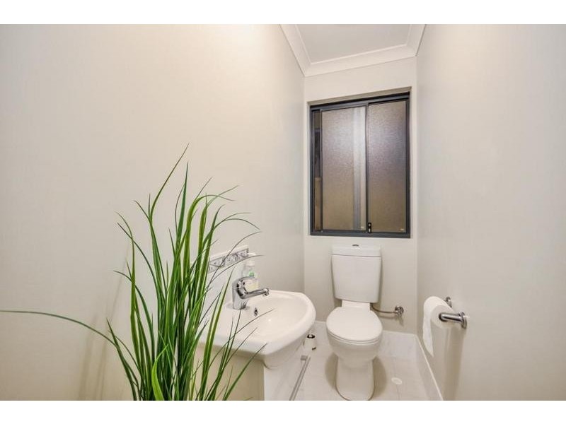 34 Goldfinch Bend, Harrisdale WA 6112