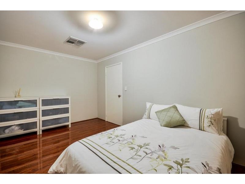 34 Goldfinch Bend, Harrisdale WA 6112