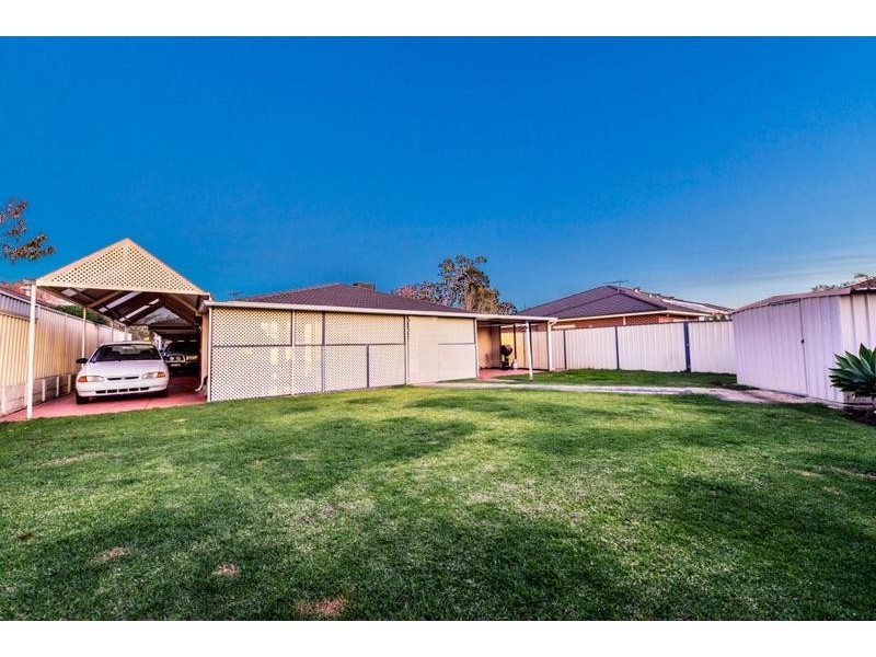29 Cedar Way, Forrestfield WA 6058