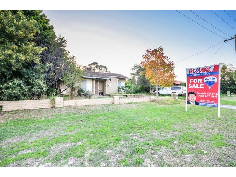 18 Yew Place, Parkwood WA 6147