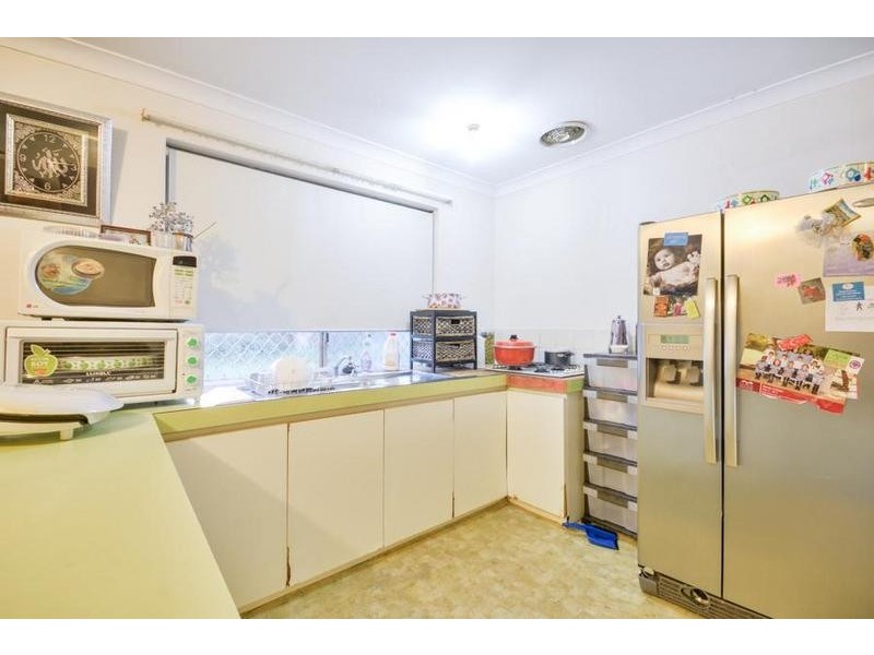 18 Yew Place, Parkwood WA 6147