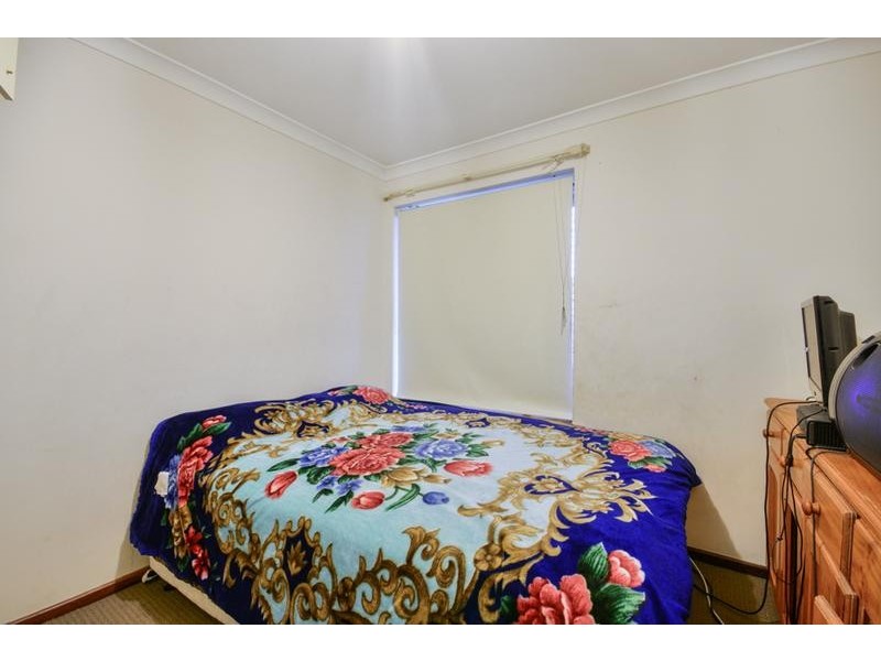 18 Yew Place, Parkwood WA 6147