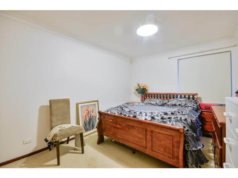 18 Yew Place, Parkwood WA 6147