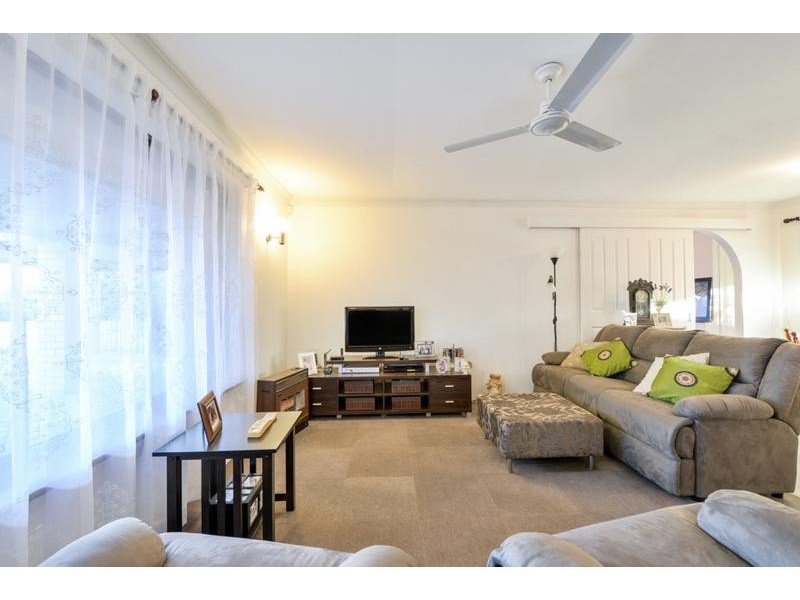 67 Solandra Way, Forrestfield WA 6058