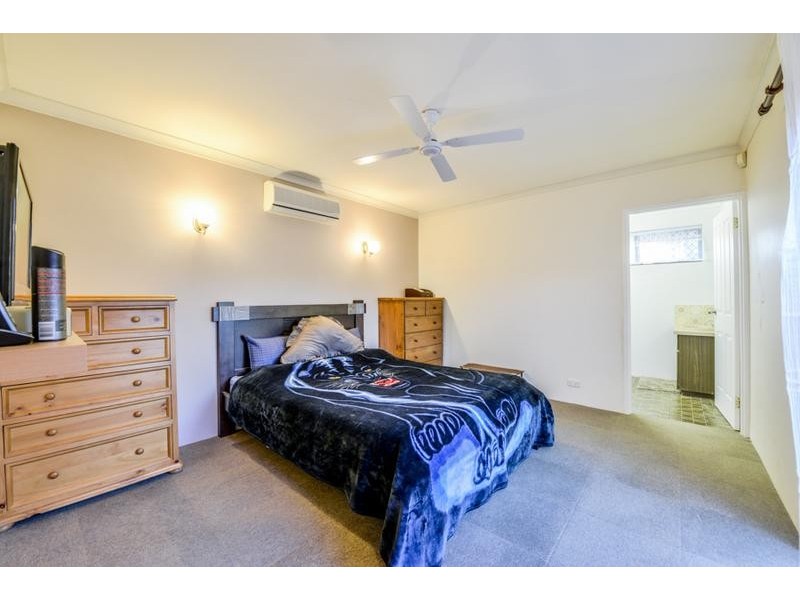67 Solandra Way, Forrestfield WA 6058