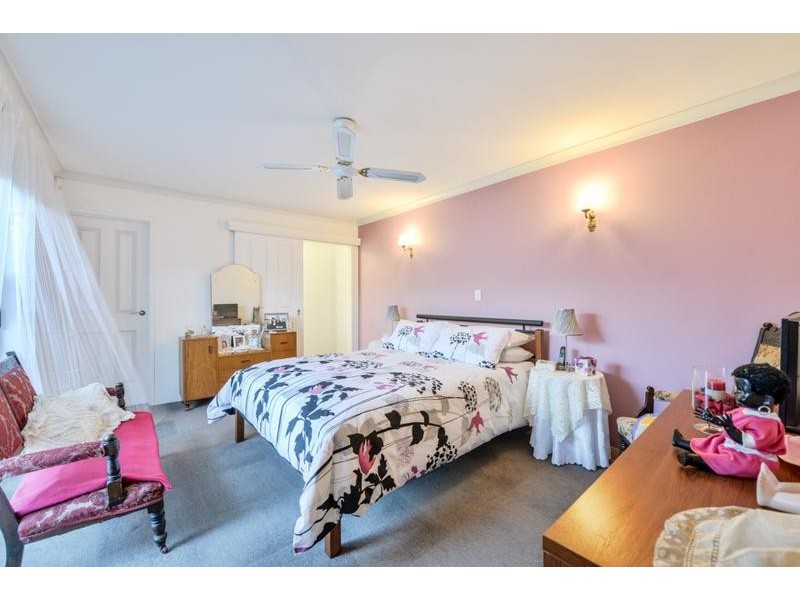 67 Solandra Way, Forrestfield WA 6058