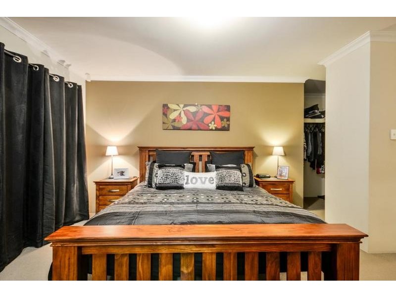 15 Mildura Way, Harrisdale WA 6112