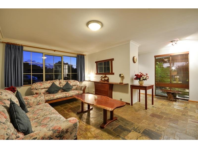 13 Galaxy Street, Beckenham WA 6107