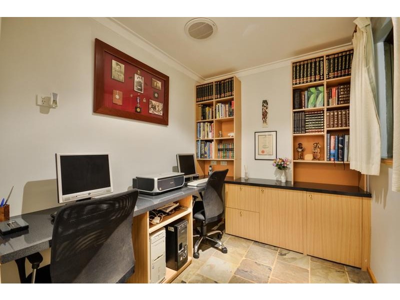 13 Galaxy Street, Beckenham WA 6107