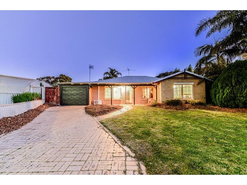 13 Kara Court, Seville Grove WA 6112