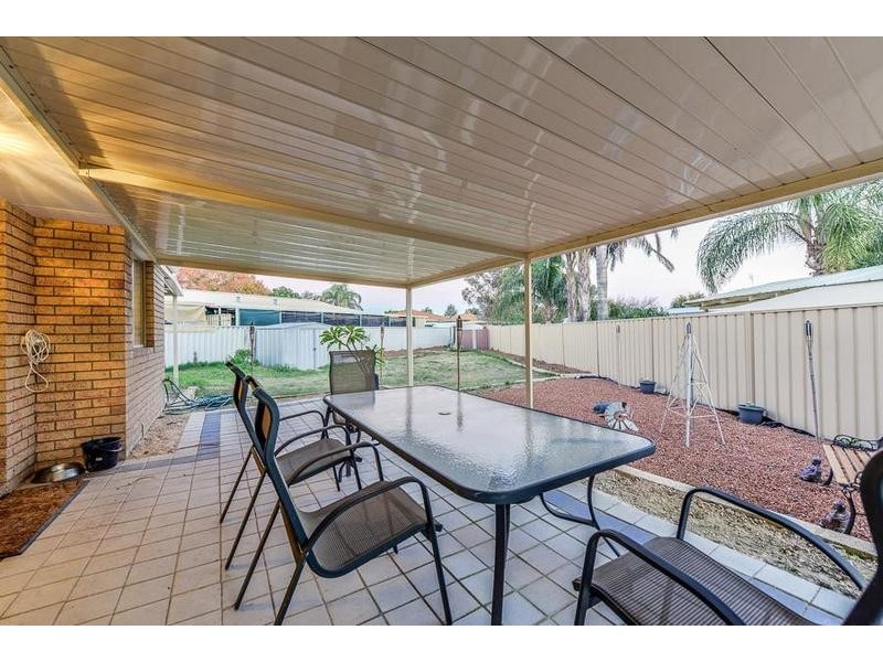 13 Kara Court, Seville Grove WA 6112