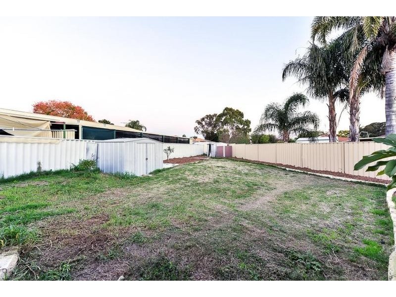 13 Kara Court, Seville Grove WA 6112