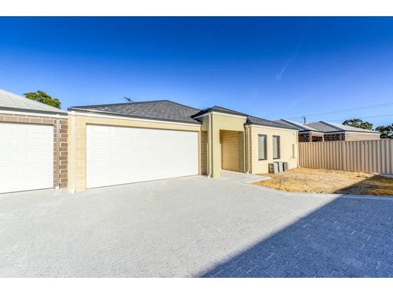 U2/57 Mallard Way, Cannington WA 6107