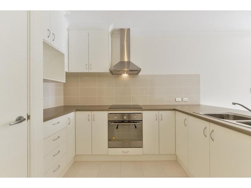 U3/57 Mallard Way, Cannington WA 6107
