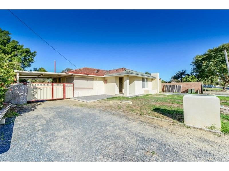 16 Meakers Way, Girrawheen WA 6064