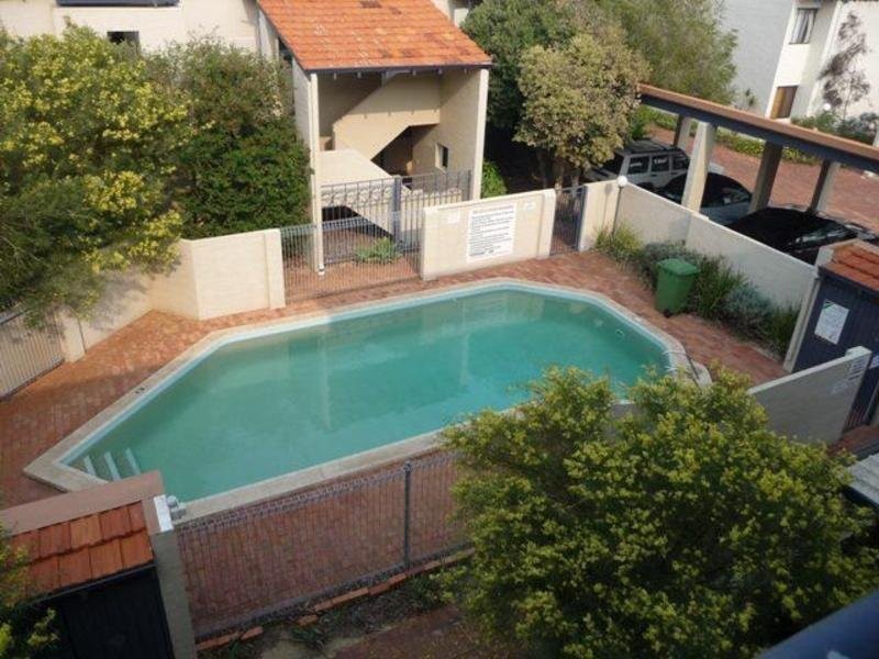 32/4 Manning Tce, South Perth WA 6151