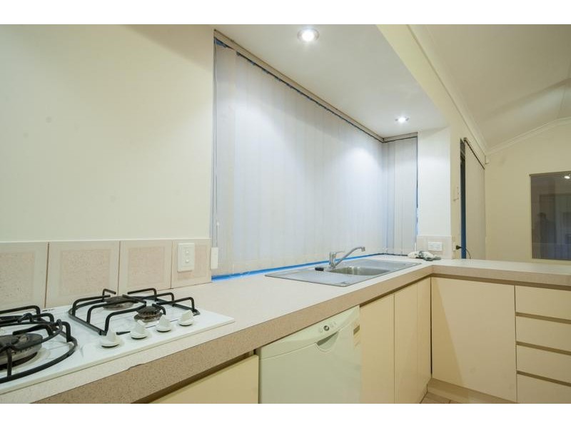 13 Tobermory Pass, Canning Vale WA 6155