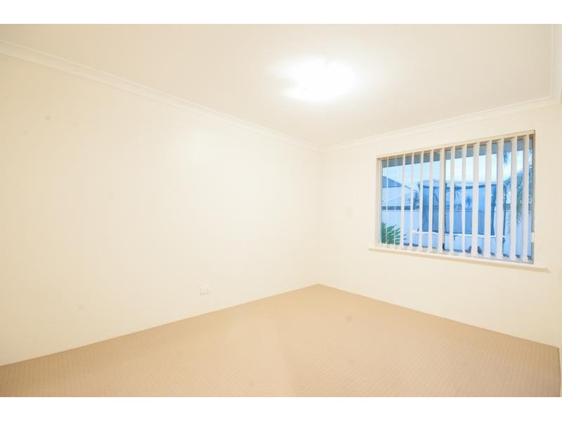 13 Tobermory Pass, Canning Vale WA 6155