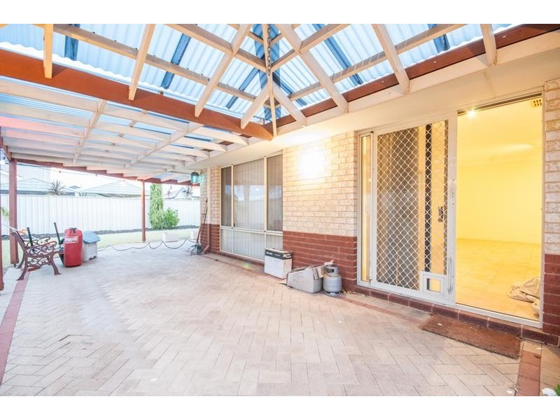 13 Tobermory Pass, Canning Vale WA 6155