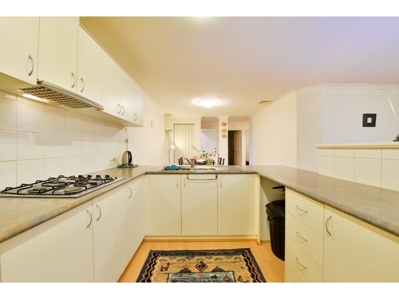 4/21 Holton Way, Cannington WA 6107