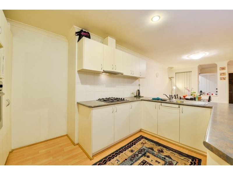 4/21 Holton Way, Cannington WA 6107