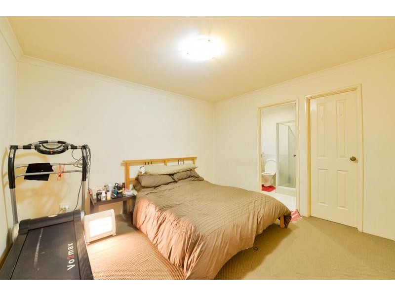 4/21 Holton Way, Cannington WA 6107