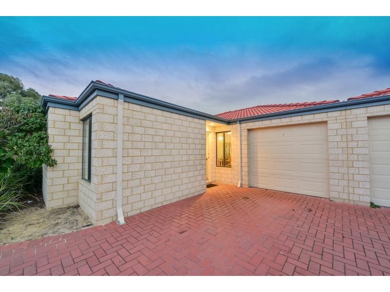 4/21 Holton Way, Cannington WA 6107