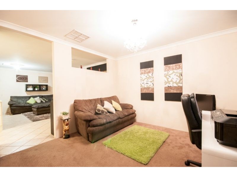 25 Cayman Place, Kenwick WA 6107