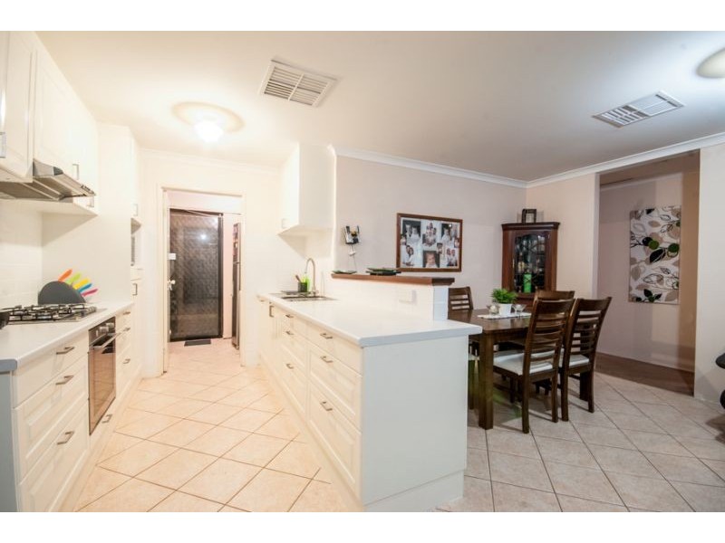 25 Cayman Place, Kenwick WA 6107