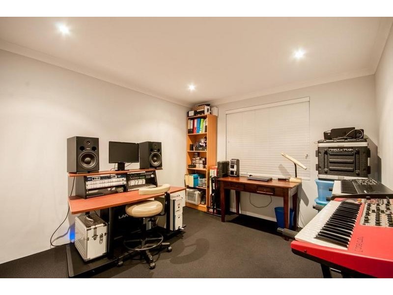 58A Pearl Road, Cloverdale WA 6105