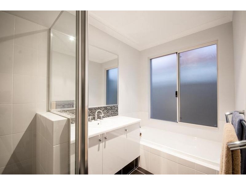 58A Pearl Road, Cloverdale WA 6105