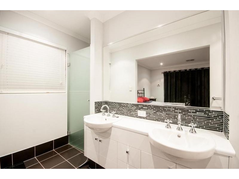 58A Pearl Road, Cloverdale WA 6105