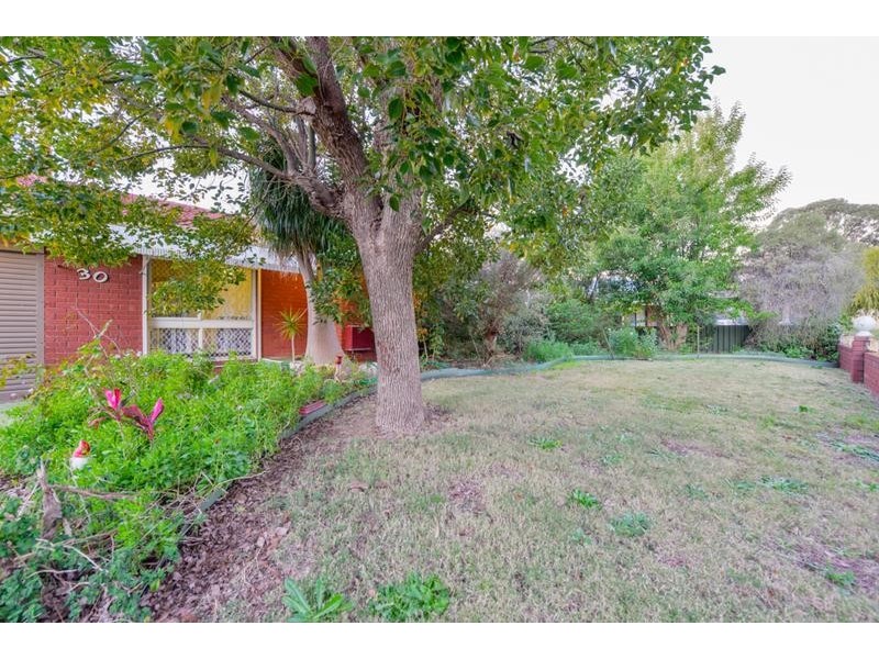 30 Mahonia Way, Forrestfield WA 6058