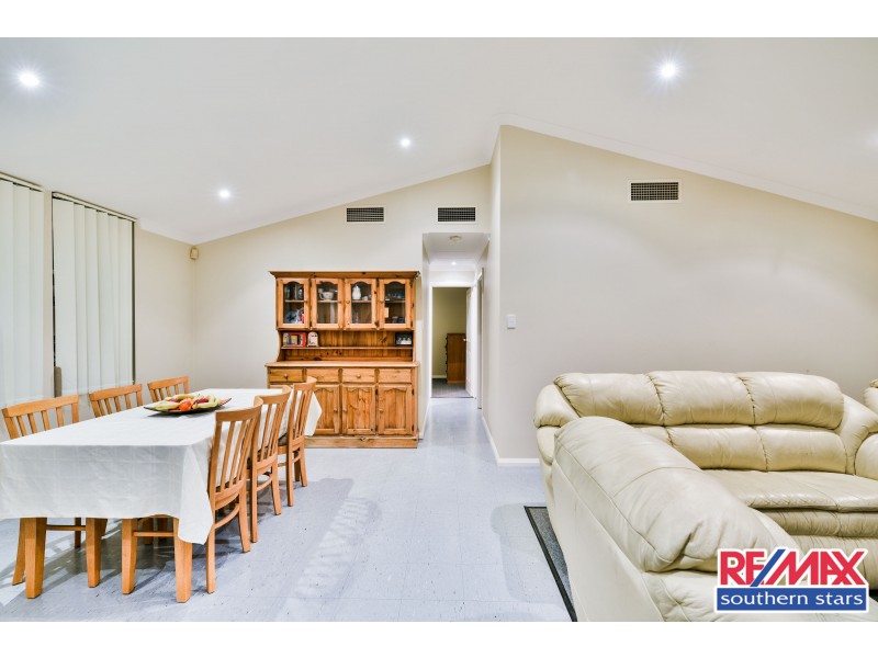 14 Reynolds Road, Forrestfield WA 6058