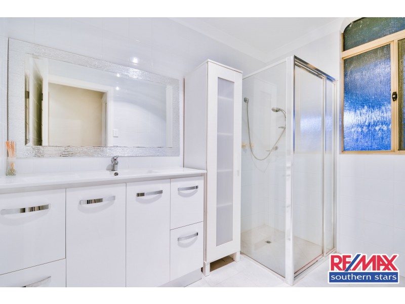 14 Reynolds Road, Forrestfield WA 6058