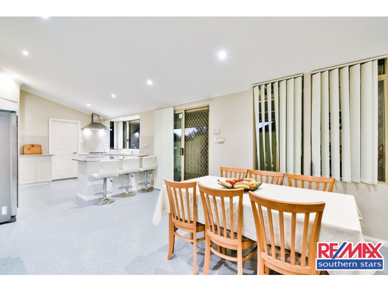 14 Reynolds Road, Forrestfield WA 6058