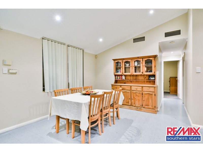 14 Reynolds Road, Forrestfield WA 6058