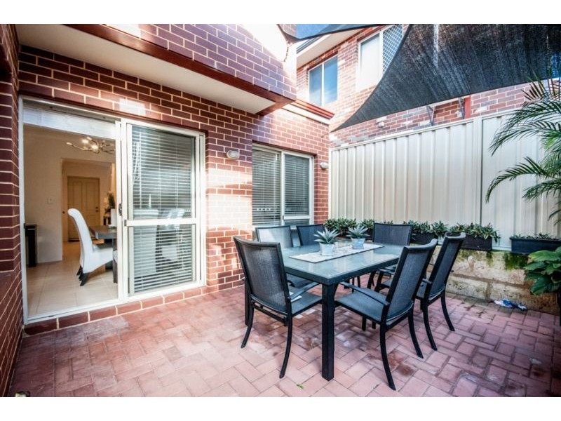8/12 Forster Ave, Lathlain WA 6100