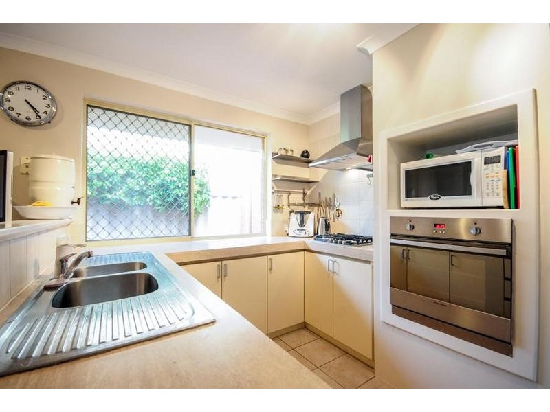4 Eldridge Grove, Cannington WA 6107