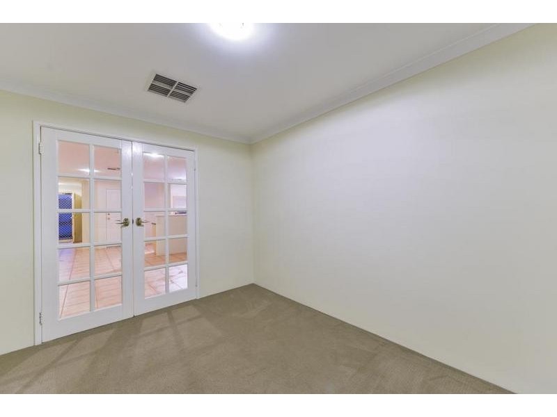 30 Eldridge Grove, Cannington WA 6107