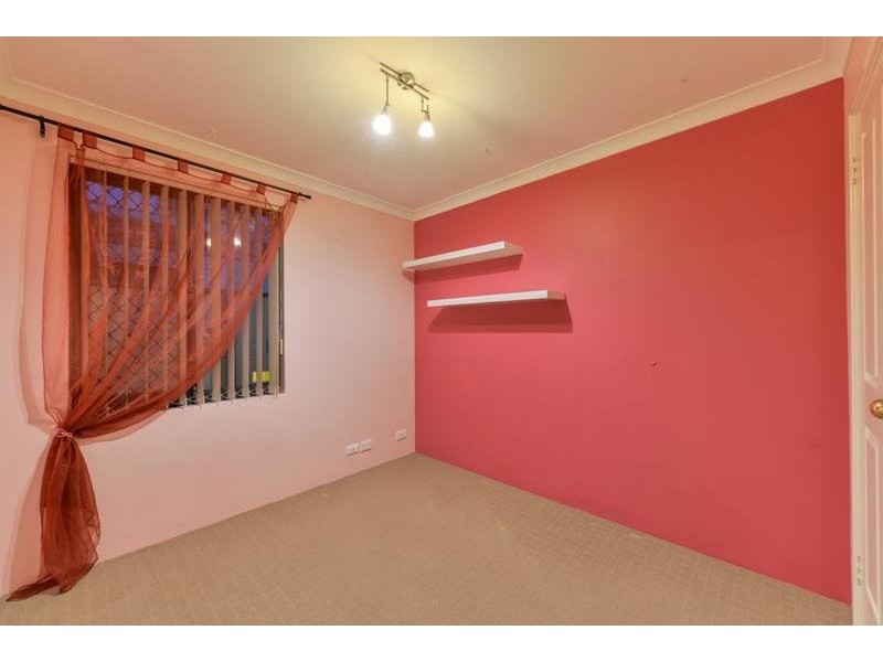 30 Eldridge Grove, Cannington WA 6107