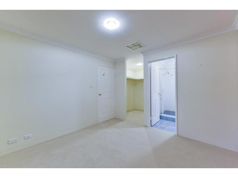 30 Eldridge Grove, Cannington WA 6107