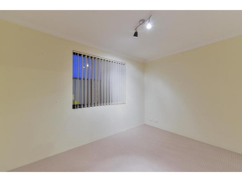 30 Eldridge Grove, Cannington WA 6107