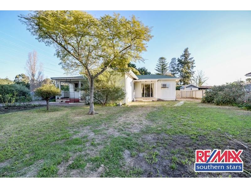 477 Sevenoaks Street, Beckenham WA 6107