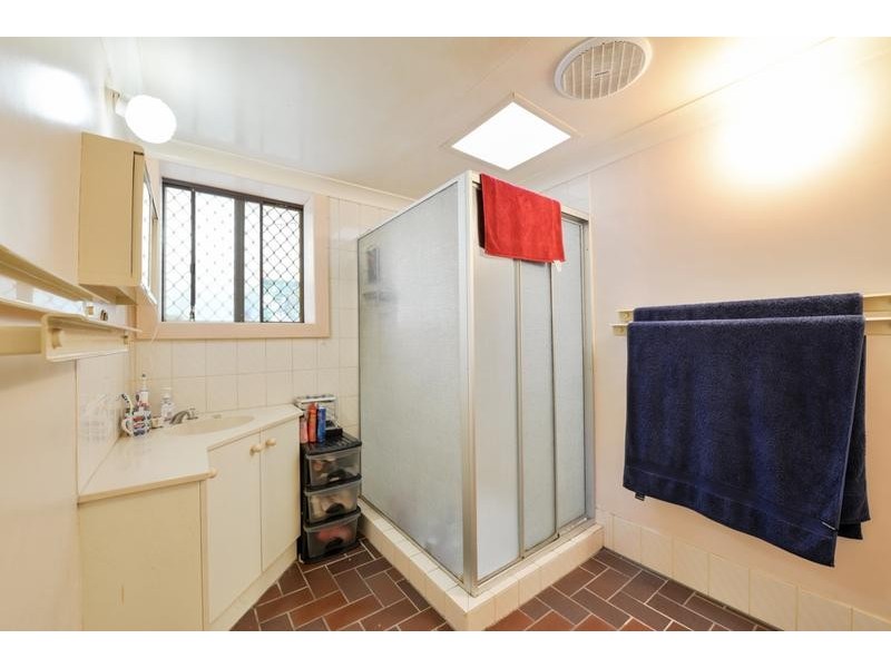 477 Sevenoaks Street, Beckenham WA 6107