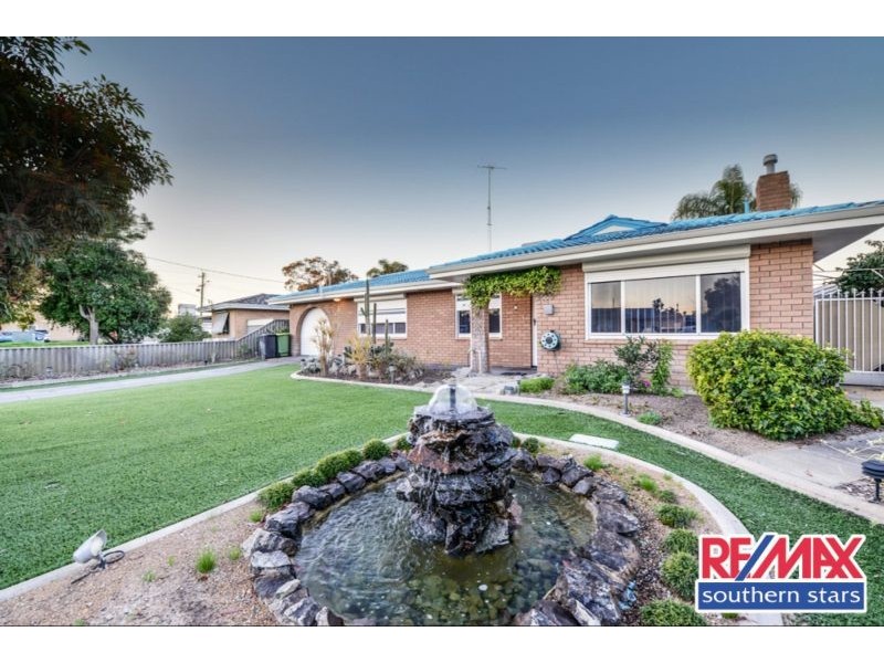 57 Lunar Way, Beckenham WA 6107