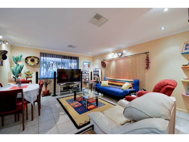 57 Lunar Way, Beckenham WA 6107