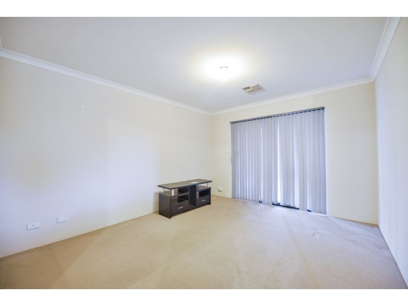 14 Kingsdown Road, Maddington WA 6109